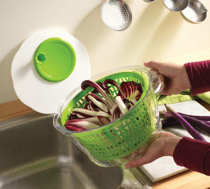 044447 NEW SALAD SPINNER TROPICANA